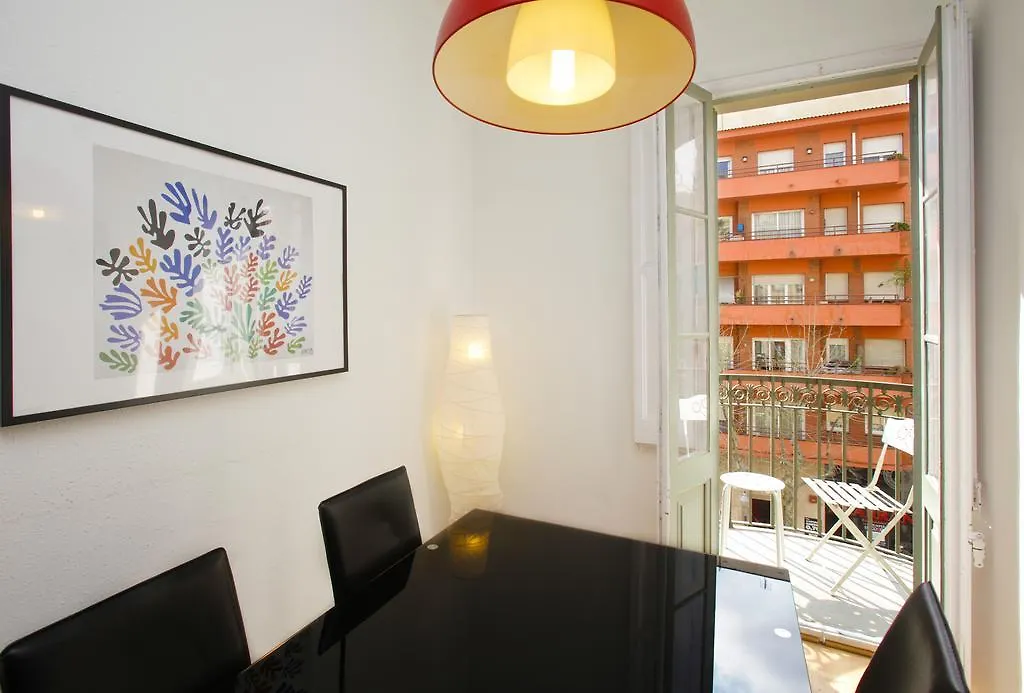 Gaudi Sagrada Familia Apartment Barcelona