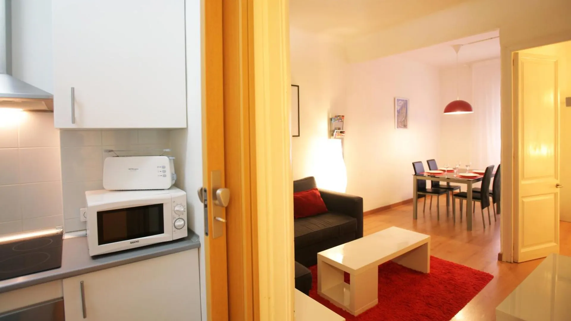 Gaudi Sagrada Familia Apartment Barcelona