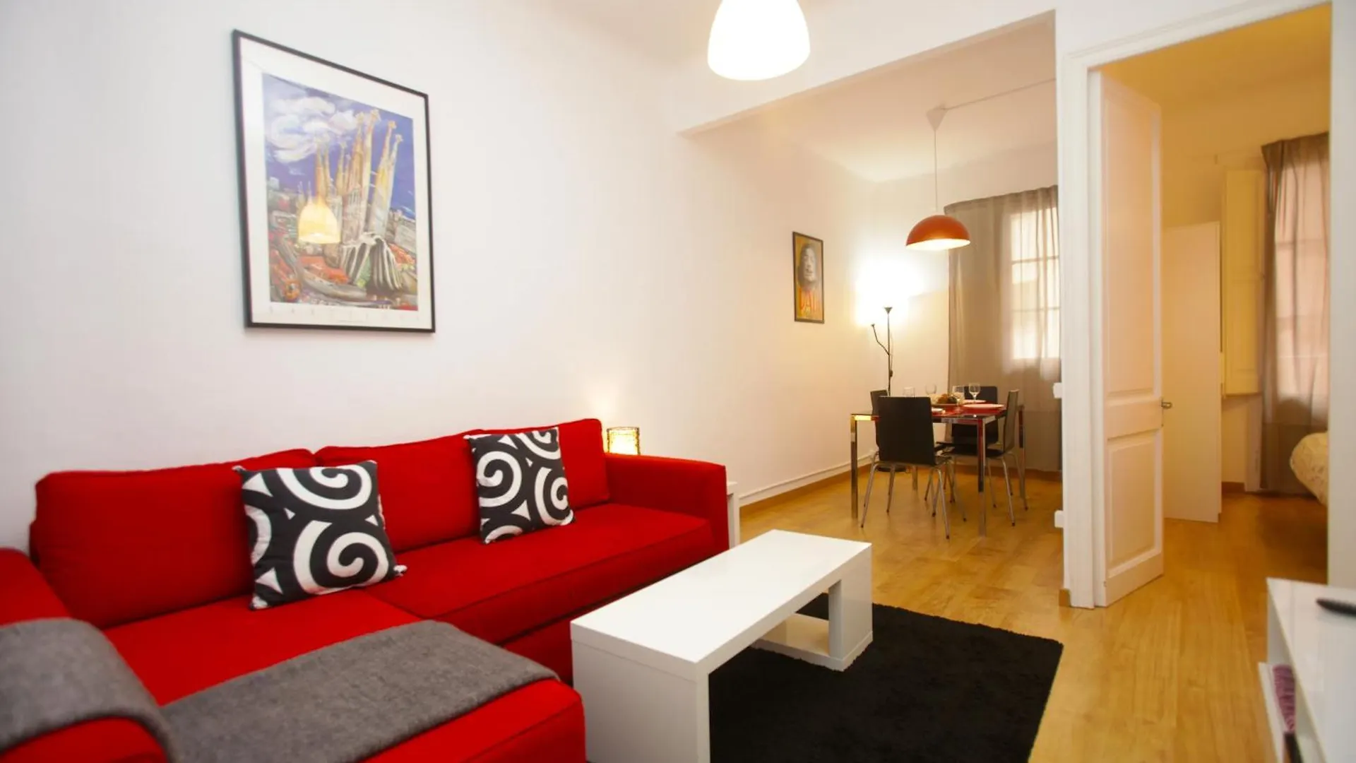 Gaudi Sagrada Familia Apartment Barcelona Spain